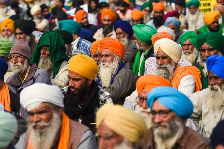 Khalsa Aid Installs Foot Massagers For Elderly Farmers Who Are ...