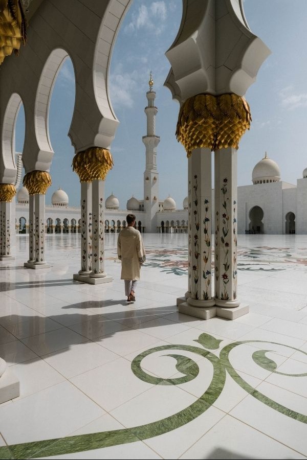 6 Picturesque Spots in Abu Dhabi That Will Take Your Vacation Pictures To The Next Level 6 Picturesque Spots in Abu Dhabi That Will Take Your Vacation Pictures To The Next Level