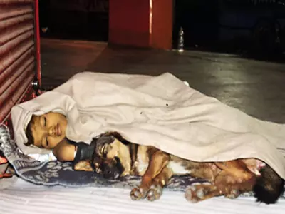He sleeps on footpaths with his only friend, Danny, a dog, who stays with him always. Life had been like this for Ankit for the last several years. 