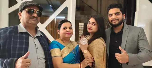 Marigold ring price deals