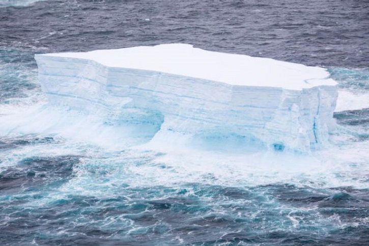 Massive Iceberg Turns And Breaks