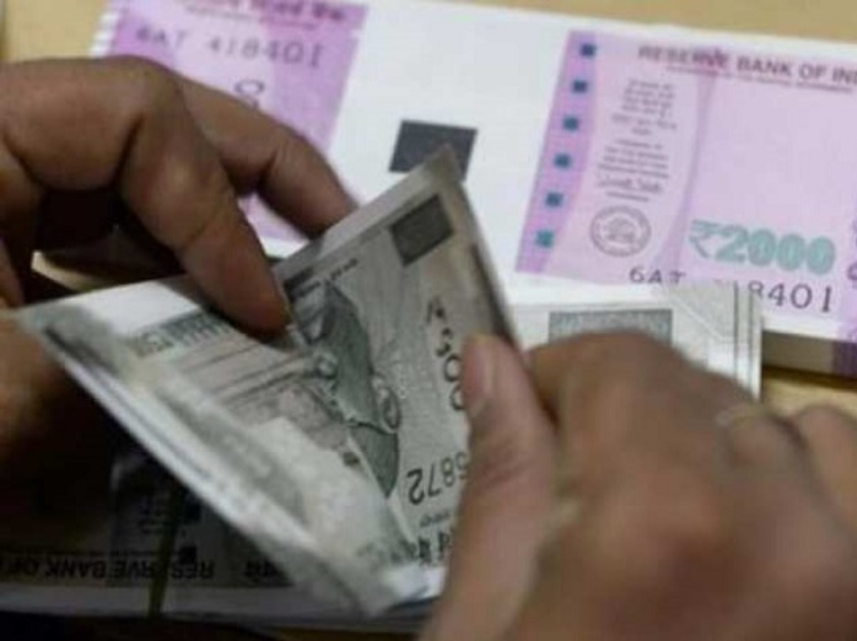 7th Pay Commission: Salary Of Central Govt Employees To Rise Soon; Here ...