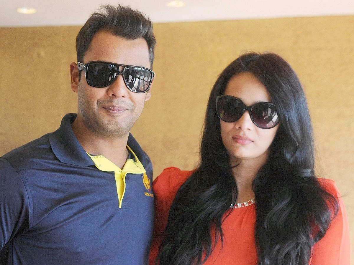 Mayanti Langers Savage Reply To A Troll Going After Hubby Stuart Binny Will Just Leave You In