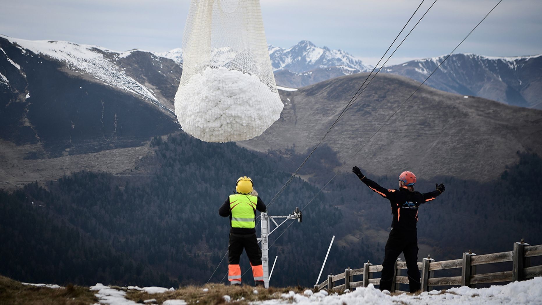 France Ski Resort Uses Helicopter To Cover Mountain Slopes With 50