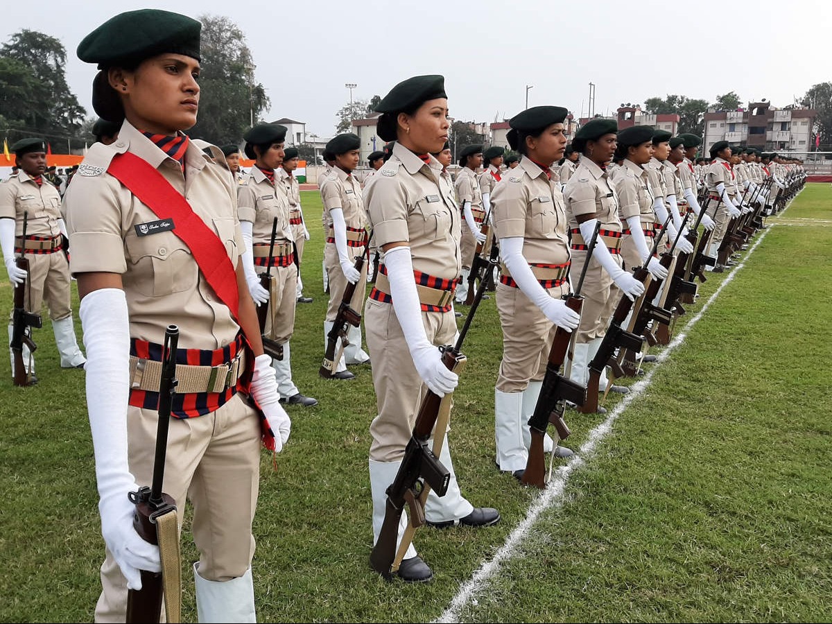 आज की सबसे अच्छी ख़बर! बिहार में बन गई है देश की पहली आदिवासी महिला पुलिस बटालियन | Meet India's First Tribal Women Police Battalion