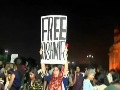 FIR Against Woman Holding 'Free Kashmir' Poster At Gateway Of India