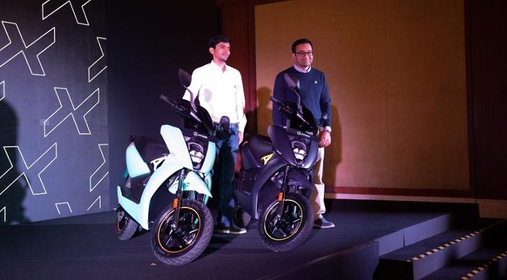 Ather 450x Vs Tvs Iqube Vs Chetak Electric Price Performance Range And Battery