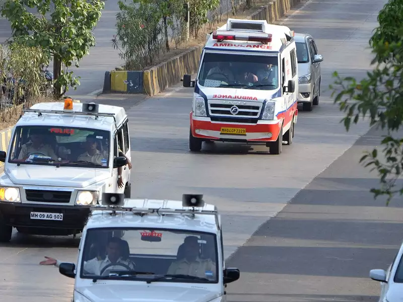 Karnataka Ambulance Driver Covered 80 km In 50 Minutes To Save Newborn ...