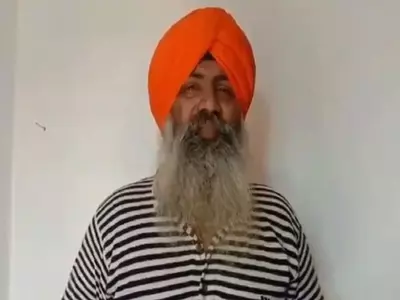 Pakistan Sikh Leader