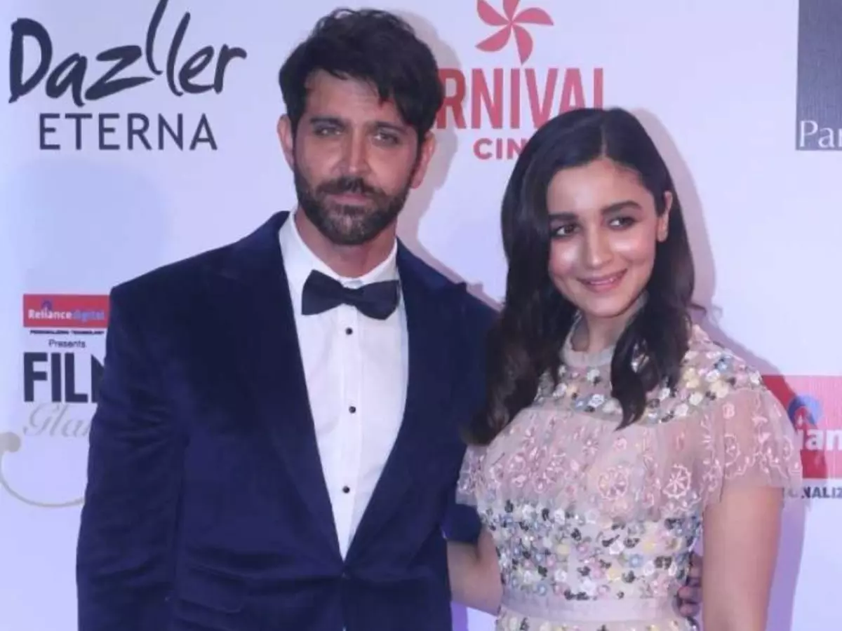 hh-5efc6f5e0378e Hansal Mehta Calls Academy 'Nepotistic' After Alia & Hrithik Get Oscar Voting Body's Invitation