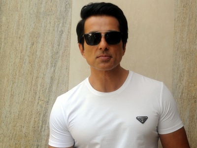 Success Story Of Sonu Sood: An Insight His Humble Beginnings