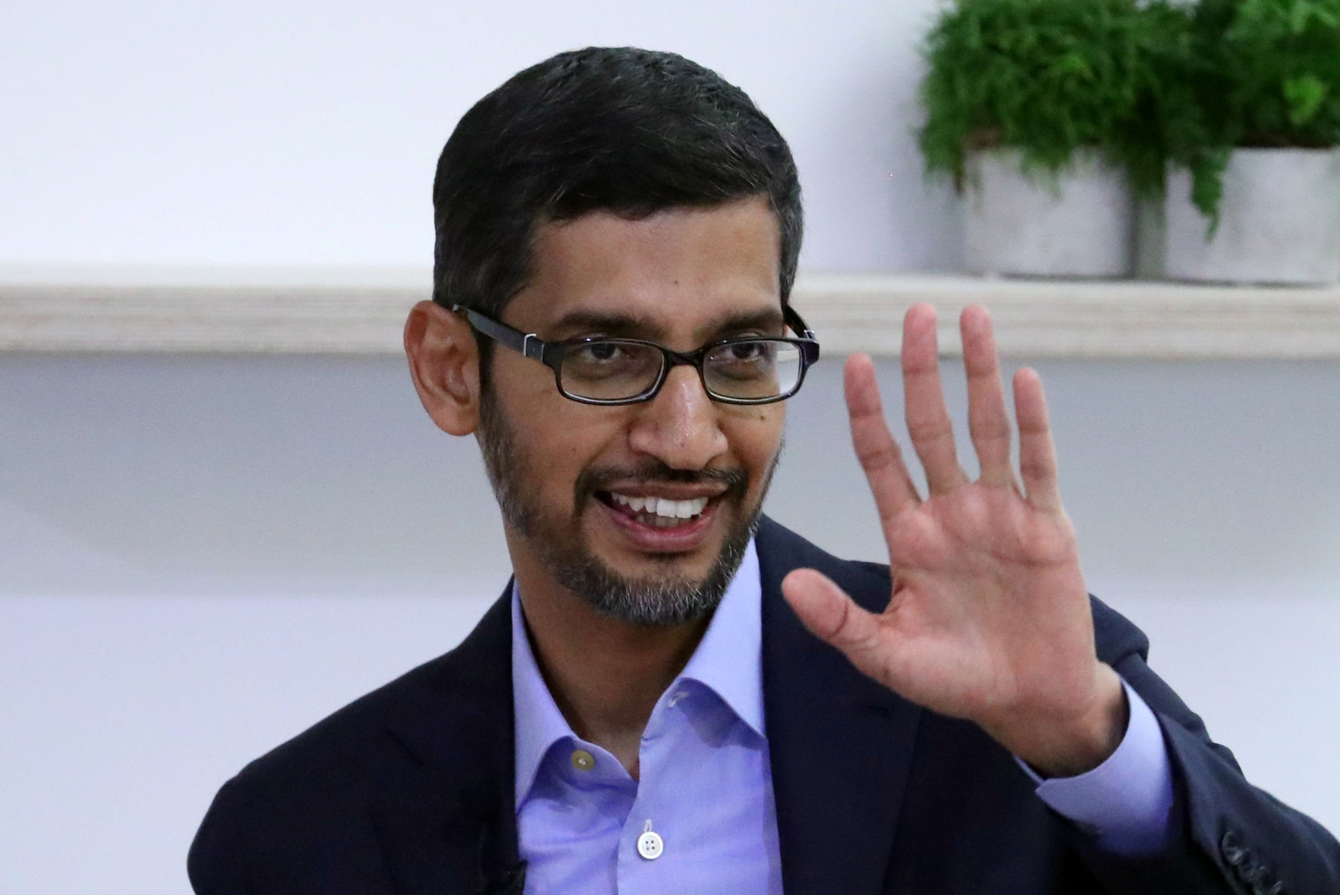 sundar pichai biography in short