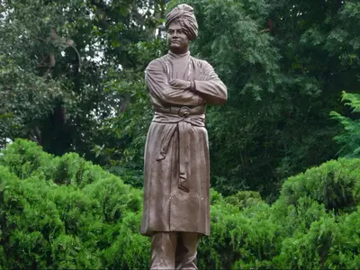  Vivekananda Statue,  Vivekananda Statue Karnataka,  Vivekananda Statue Bengaluru,  Vivekananda Statue Height, Statue Of Unity