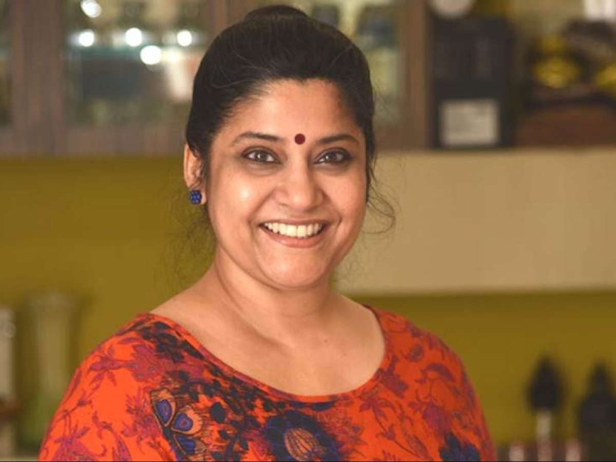 Renuka Shahane Shares Backstory Of Her Viral Meme, Reveals The ...