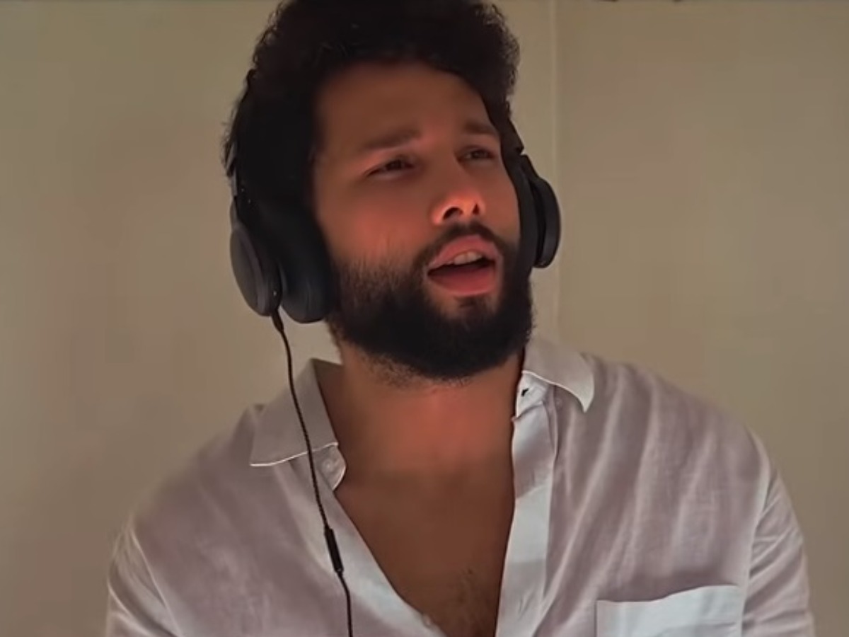 Just What We Needed! Siddhant Chaturvedi AKA MC Sher Mesmerizes Fans ...