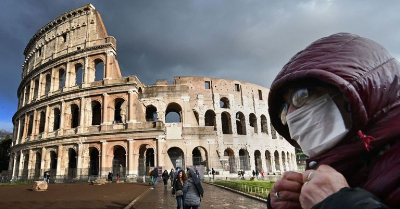 Italy Under Lockdown During Coronavirus Outbreak, Earthquake Forces ...