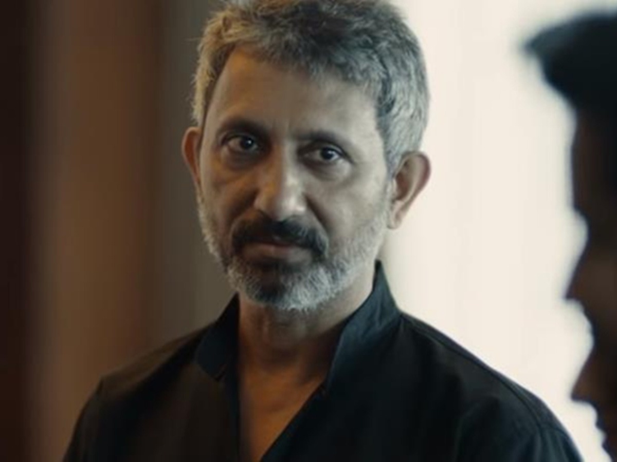 Neeraj Kabi Recalls Irrfan Was Sensitive Towards Everyone On Sets ...