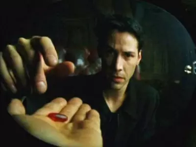 Pop The Red Pill & Get Ready For Matrix 4 As The Film Will Have 'Absolutely Crazy' Action Scene