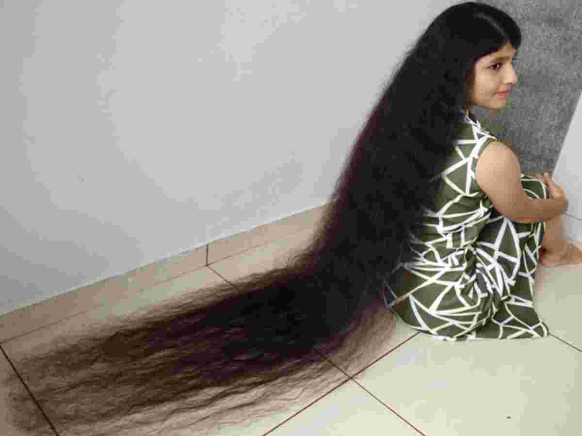 World Longest Hair Women