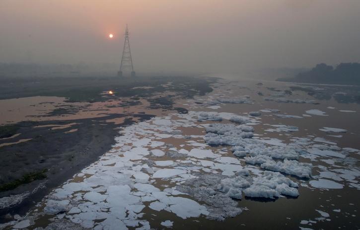 Delhi's Yamuna Is Dirty Again, Thanks To Toxic Frothing Due To ...