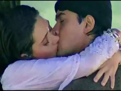 Raja Hindustani's longest kiss scene.
