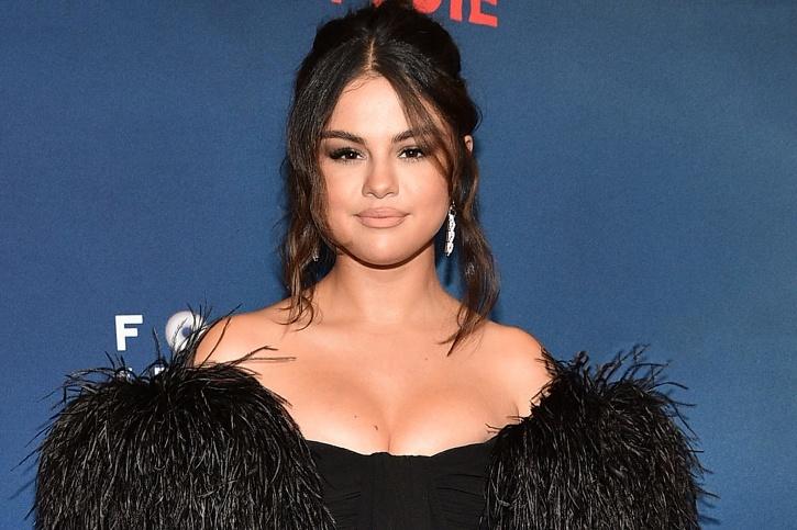 'There's No Shame In Seeking Therapy', Selena Gomez Shares Her Two