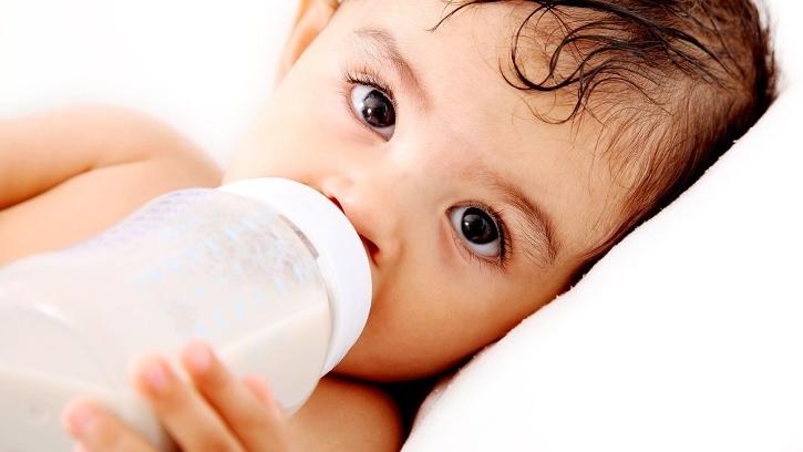 bottle-fed infants around the world may be swallowing more than 1.5 million particles of microplastics per day on average