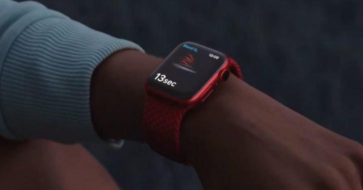 Apple Watch Saves Cyclist From Drowning In A Flooding River In The UK