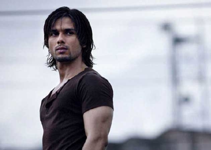 Kaminey Part 1 w/Eng Subs HQ DvDRip [2009] - video Dailymotion