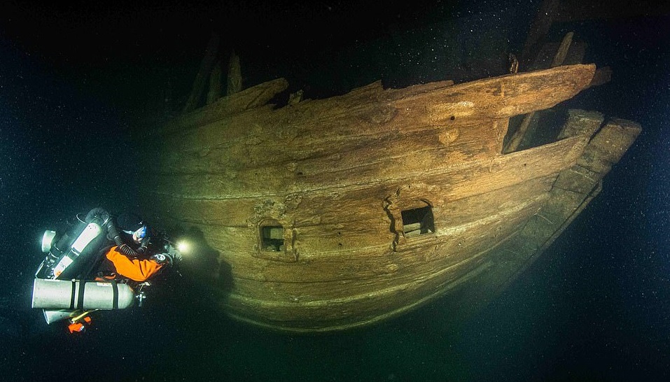 400-Year-Old Sunken Ship Found In Near-Perfect Condition