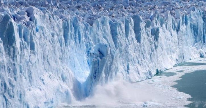 El calor interior de la Tierra y el cambio climático están derritiendo el glaciar Doomsday en la Antártida