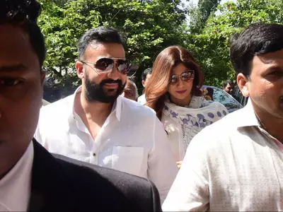 A still of Raj Kundra and Shilpa Shetty in an article about Bombay High Court granting interim relief to him in 2020 adult films case.