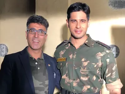 Kangana More Shares More Pictures After Getting Trolled, Vikram Batra’s Brother Calls Sidharth Charming & From Ent