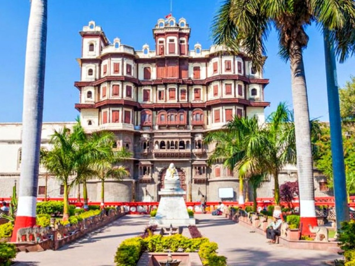 Rajwada Palace, Holkar palace, Indore palace, Kajuri Market, Indore, Madhya  Pradesh, India, Asia Stock Photo - Alamy