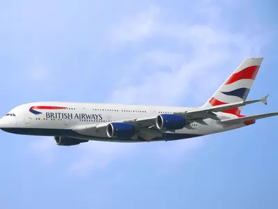british airways plane windscreen breaks mid air