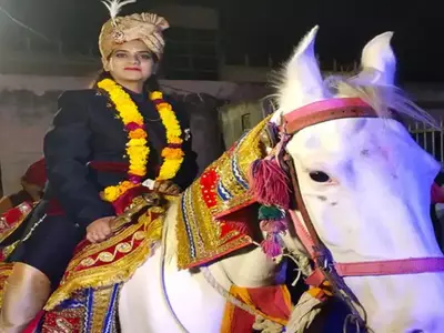 bride rides a horse