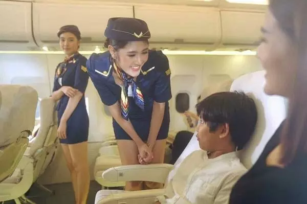 Flight attendant reveals secret part of uniform passengers don't