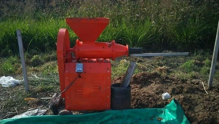 kartik pal punjab engineer designed a machine that converts cow dung into wood