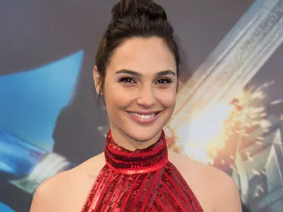 Gal Gadot Shares Her Picture Of Cradling Baby Bump Says Working On Two Major Projects