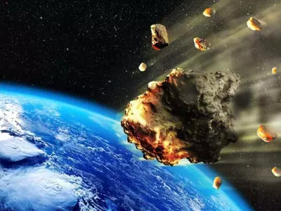 Asteroid to fly past earth
