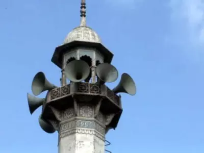 loudspeakers in mosque