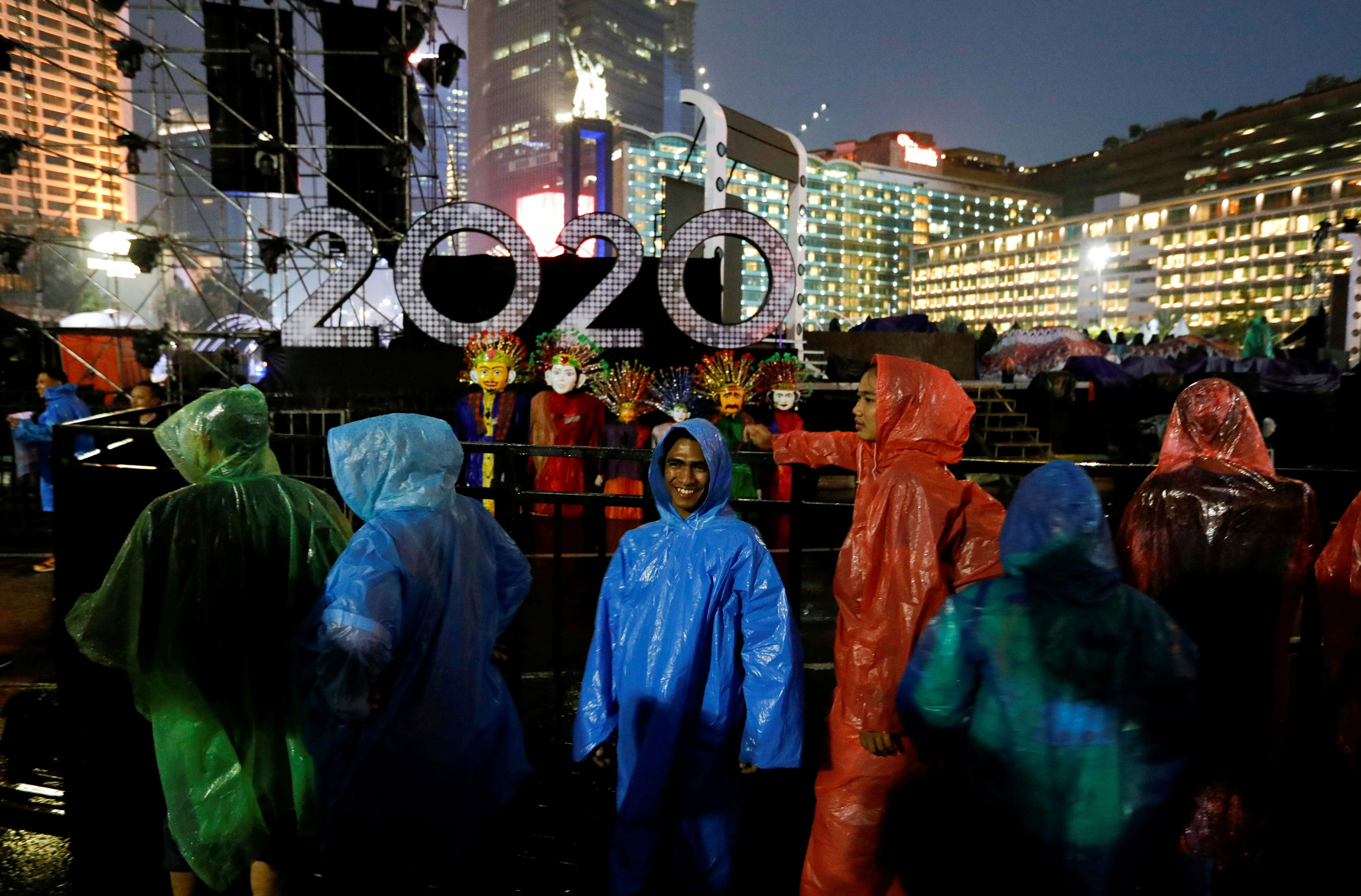 2020 Vs 2021: Images Show How Pandemic Changed The Way We Celebrate New Year