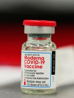 A Worker At Medical Facility In US Was Fired After Deliberately Destroying 500 Doses Of Covid Vaccine