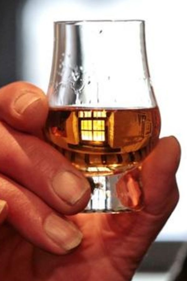 Whisky Maker Turns Whisky Waste Into Bio-Fuel For Trucks, Cuts 95% Emissions