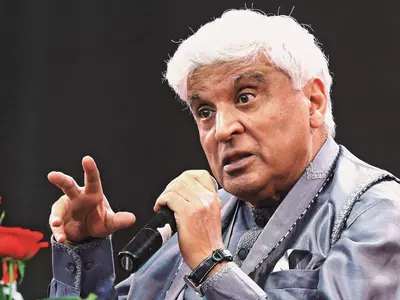 Javed Akhtar Thinks It's Time To Invent Two New Gender-Neutral Words, People Say 'Uncle Please'