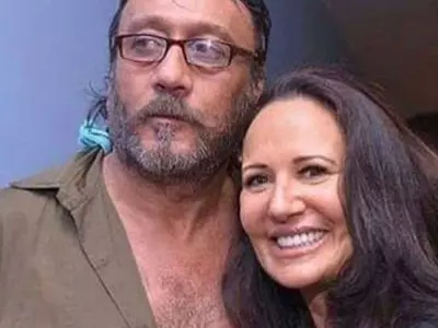 Jackie Shroff Recalls How His Wife Ayesha Saved Him From Getting Beaten By A Gang