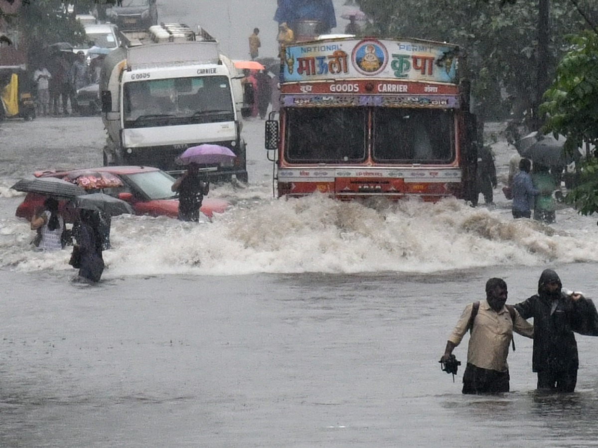 Record Rain In Delhi Leads To Waterlogged Roads, Hours-long Traffic Jams