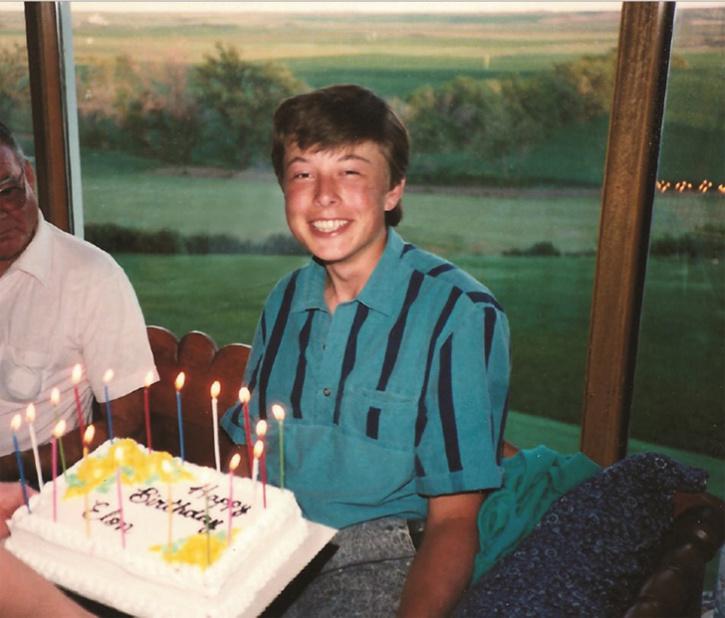 Elon Musk celebrates his 18th birthday in 1989