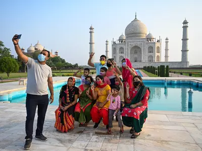Taj Mahal reopen covid