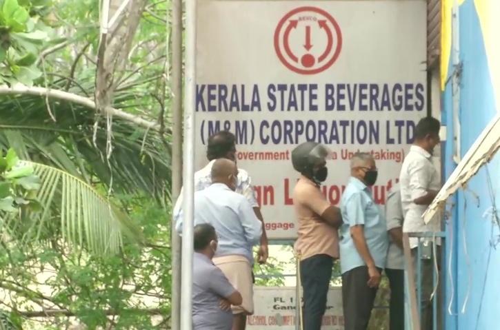  Liquor Outlets Reopening Kerala